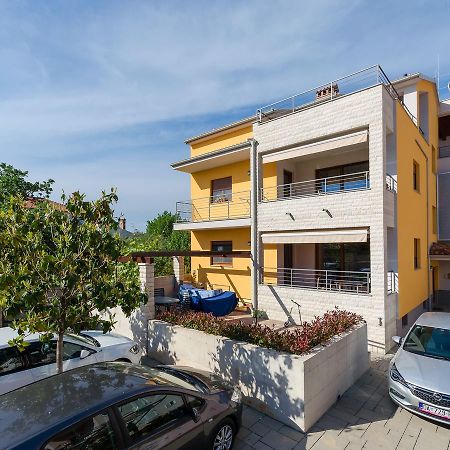 Apartment Goran روفينج المظهر الخارجي الصورة