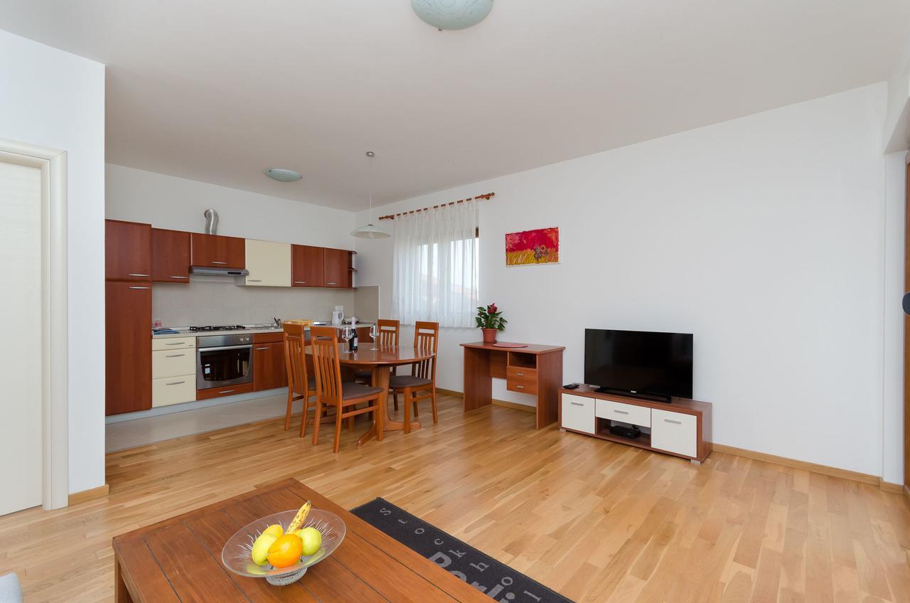 Apartment Goran روفينج المظهر الخارجي الصورة